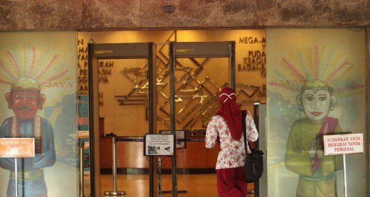 Pemprov DKI Buka Lowongan Kerja Tenaga Ahli, Gajinya Segini!