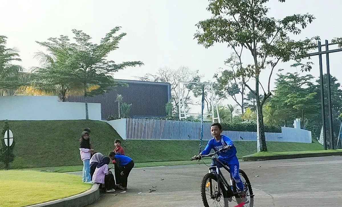 Hal-hal Penting yang Harus Diperhatikan Orang Tua Saat Anak Bermain di Luar