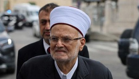 Alasan Dibalik Penangkapan Imam Masjid Al-Aqsa oleh Israel