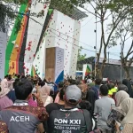 Ratusan Penonton Berikan Dukungan di Arena Panjat Tebing