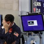 Wall Street Mengalami Koreksi Jelang Rilis Risalah FOMC