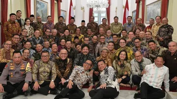Jokowi Ucapkan Terima Kasih dan Minta Maaf kepada Jajaran Kabinet