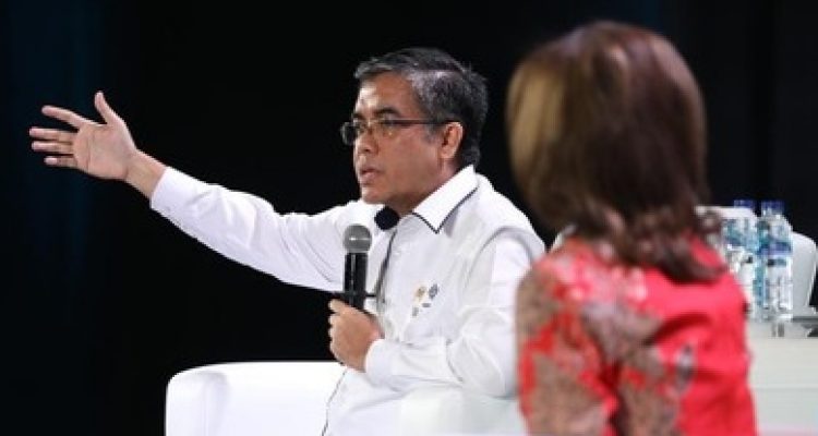 Menaker Jelaskan Alasan Prabowo Putuskan Kenaikan UMP 6,5 Persen