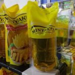 Bulog Ditugaskan Distribusi Minyakita, Prabowo Tetapkan Harga Rp 15.700/Liter