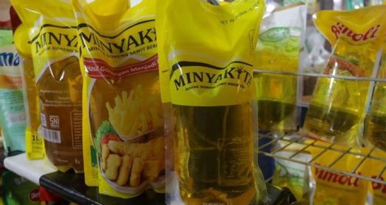 Bulog Ditugaskan Distribusi Minyakita, Prabowo Tetapkan Harga Rp 15.700/Liter