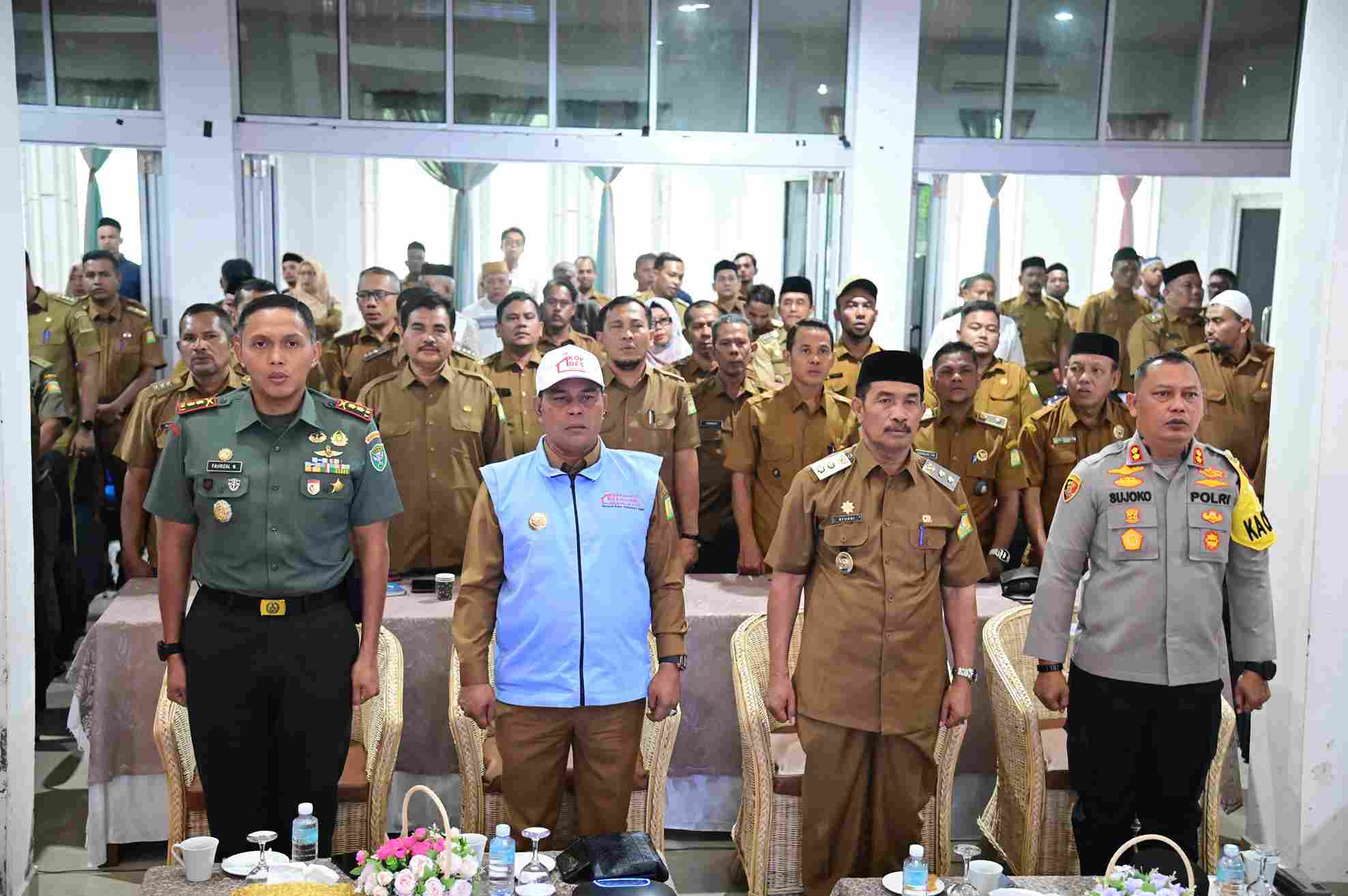 Bupati dan Wabup Aceh Besar Ikuti Peluncuran Nasional 80.081 Koperasi Merah Putih, Presiden Prabowo : Ini Adalah Kemerdekaan Ekonomi