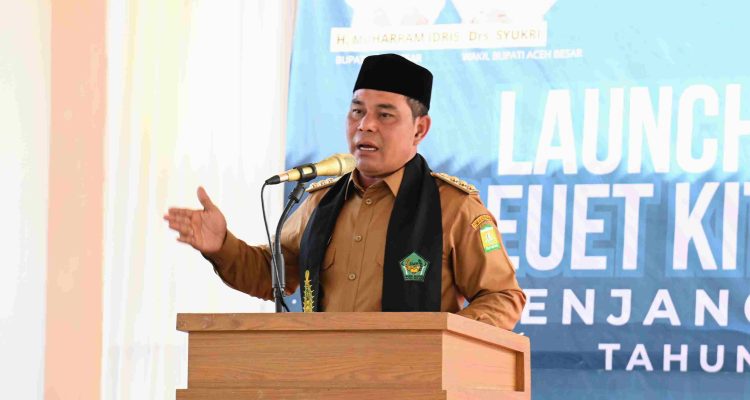 Bupati Aceh Besar Launching Program Beut Kitab Bak Sikula di SMPN 1 Darul Imarah