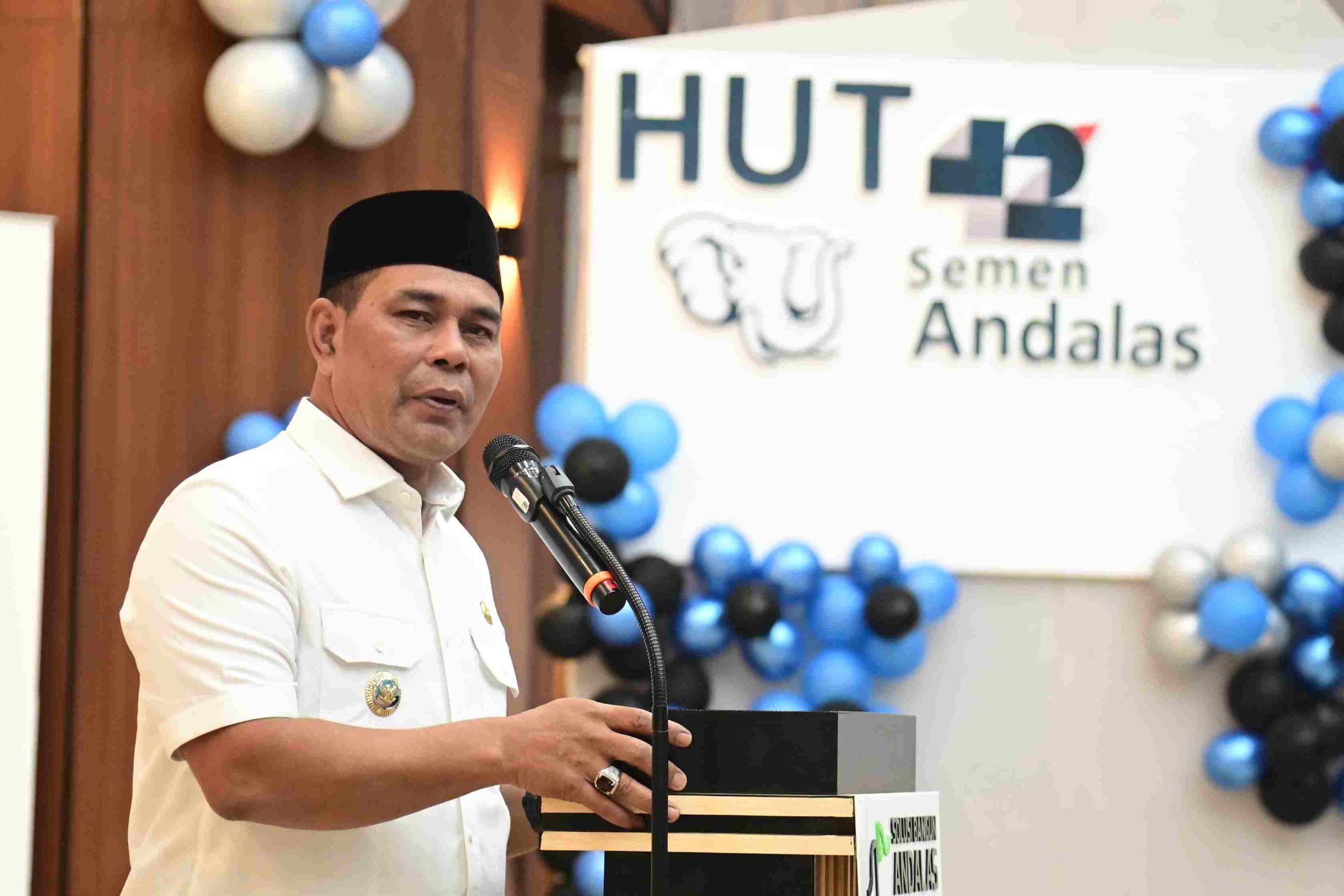 Bupati Aceh Besar Hadiri HUT Ke-42 Semen Andalas