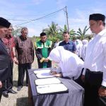 Bupati Lantik Kepala Puskesmas dan Tenaga Fungsional di Lingkungan Dinas Kesehatan Aceh Besar