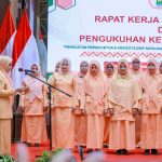Nurbaiti Dikukuhkan Sebagai Ketua DWP Aceh Besar