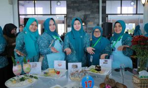 Ketua TP PKK Aceh Besar Dampingi dan Dukung Tim Janeng dalam Lomba Cipta Menu Pangan Lokal 2025