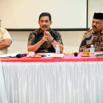 Wabup Syukri Pimpin Rapat Persiapan Keberangkatan Kafilah MTQ Aceh Besar ke Pidie Jaya