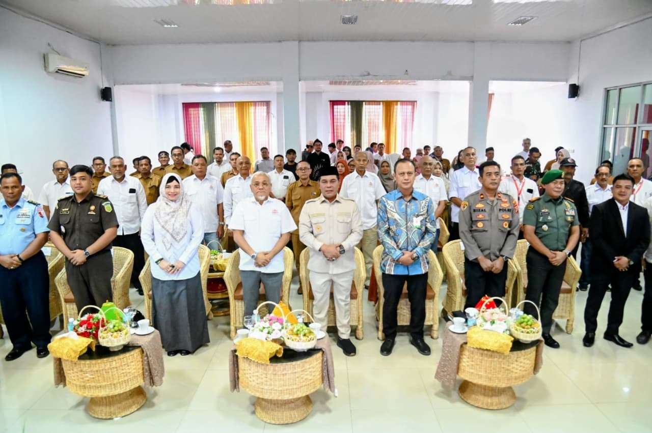 Bupati Aceh Besar Harap Kadin Jadi Penggerak Ekonomi, Bukan Pencari Proyek