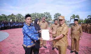 Bupati Muharram Idris Resmi Lantik Ribuan PPPK Paruh Waktu di Aceh Besar