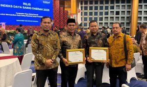 Bupati Aceh Besar Terima Penghargaan IDSD 2025